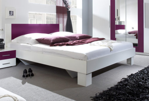 Bílá manželská postel s nočními stolky Veria bl